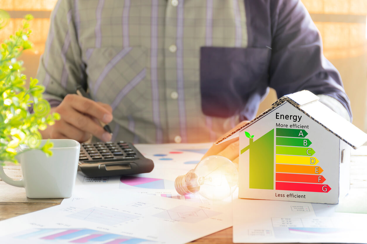 Como economizar energia: confira 10 maneiras de reduzir o consumo