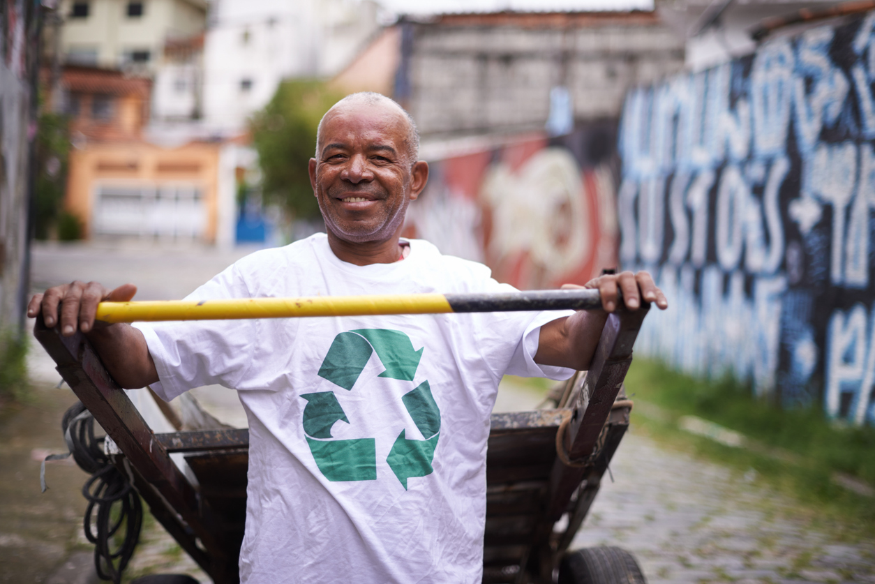 Buscas por itens que são recicláveis saltam 50%; veja ranking com os produtos que mais geram dúvidas nos brasileiros