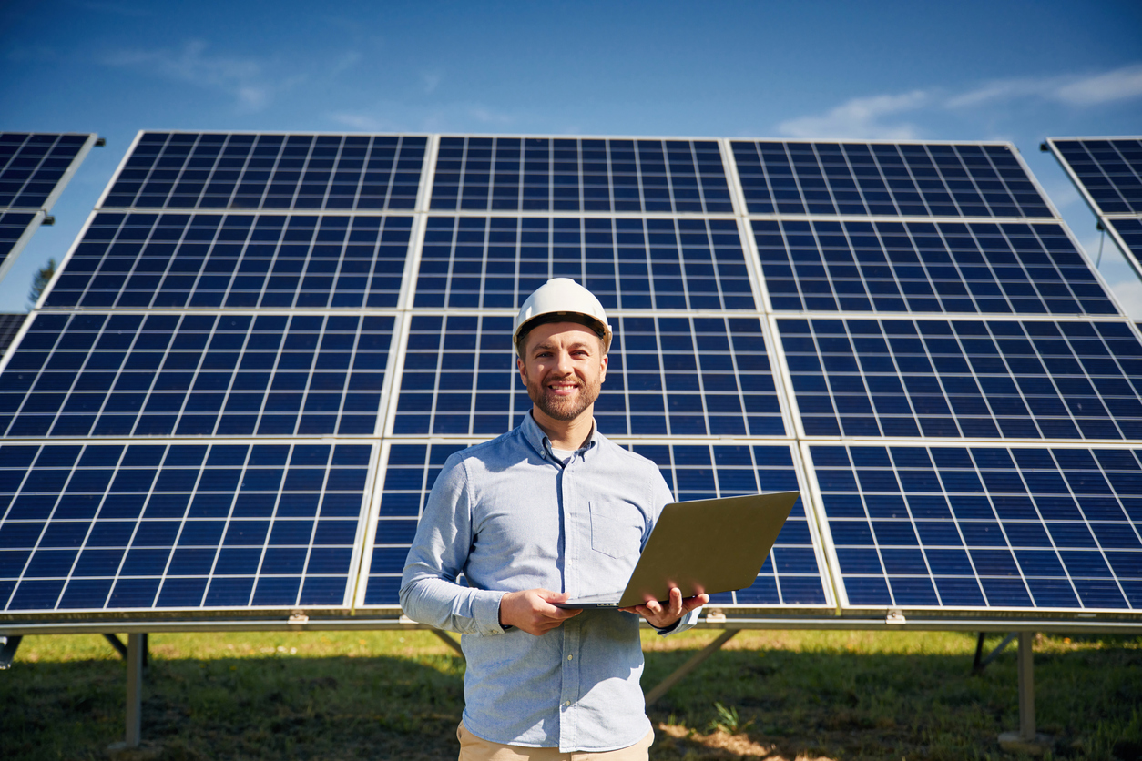 Usina solar com rentabilidade: conheça exemplos e incentivos fiscais